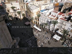 MI BLOG | Torre del Reloj de la Catedral de Cádiz con Niños
