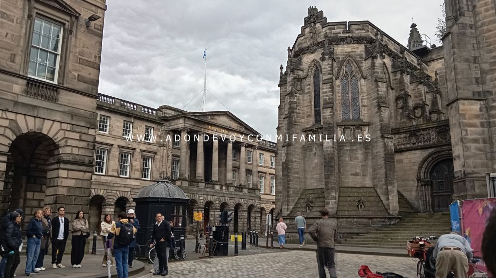 escocia y londres adondevoyconmifamilia freetour edimburgo 02