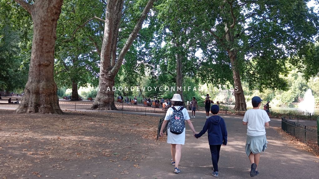 escocia y londres adondevoyconmifamilia parque san james 07